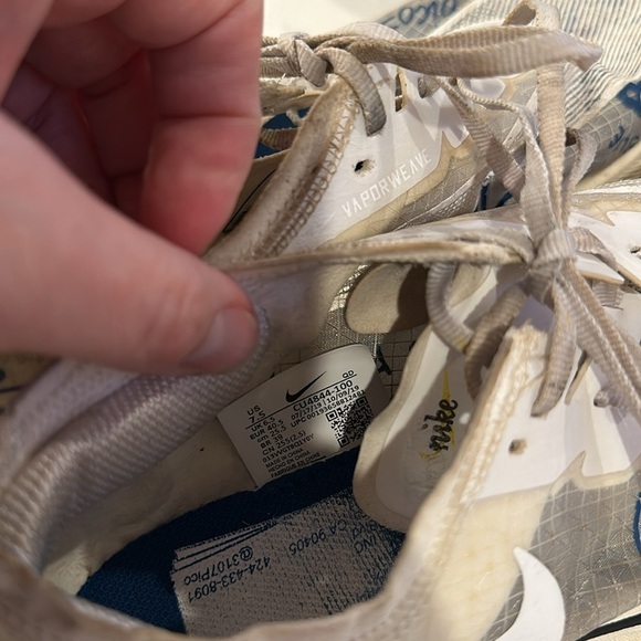 Nike ZoomX Vaporfly Next%
Blue Ribbon Sports‎ White main image 6
